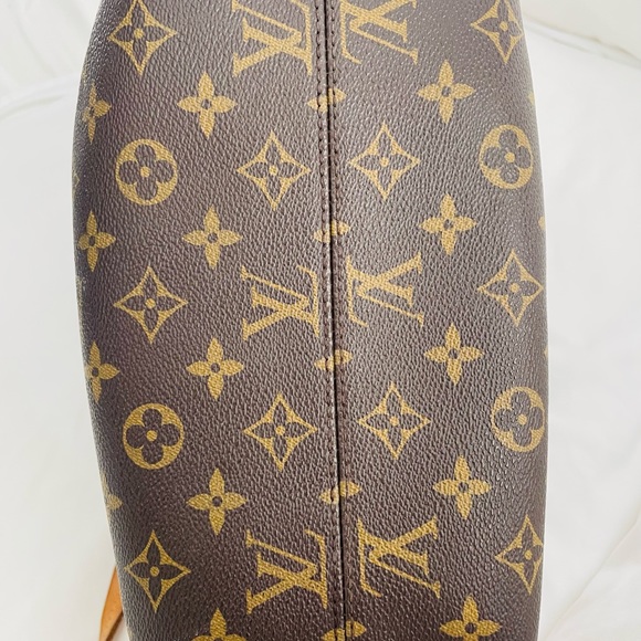 Louis Vuitton Turenne Monogram Canvas MM - Picture 10 of 10